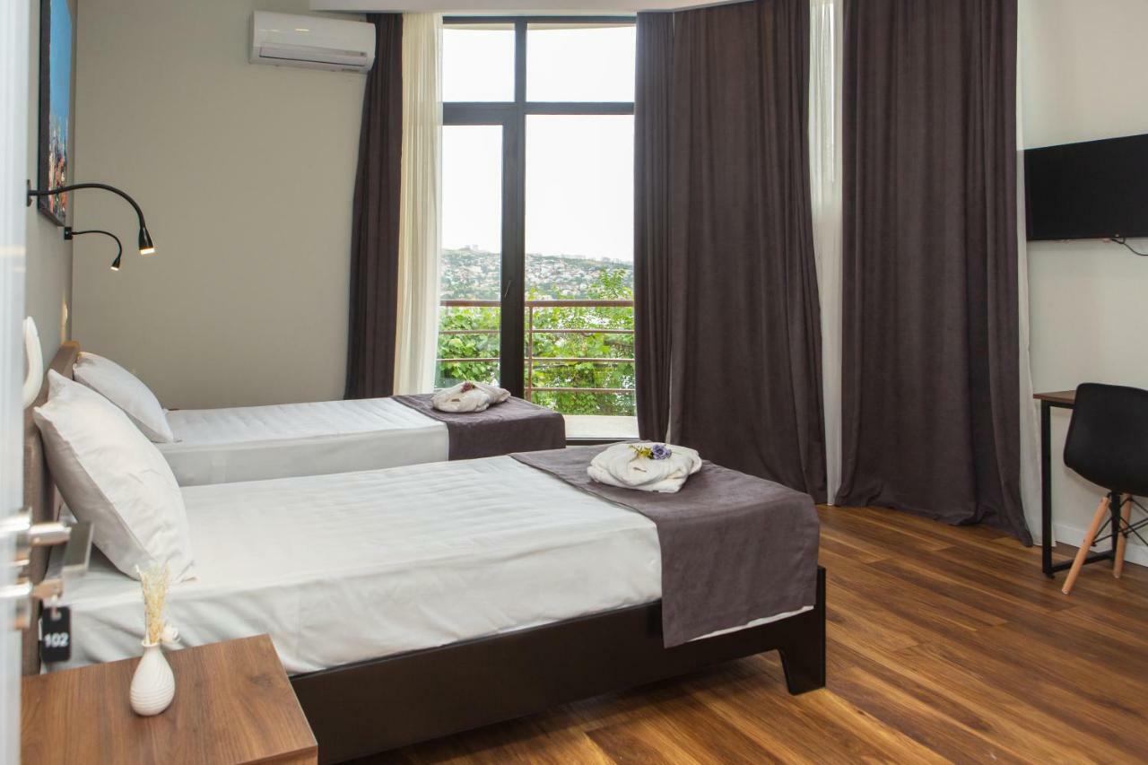 Vista Hotel Tbilisi Exterior foto